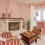 Villa Sunshine